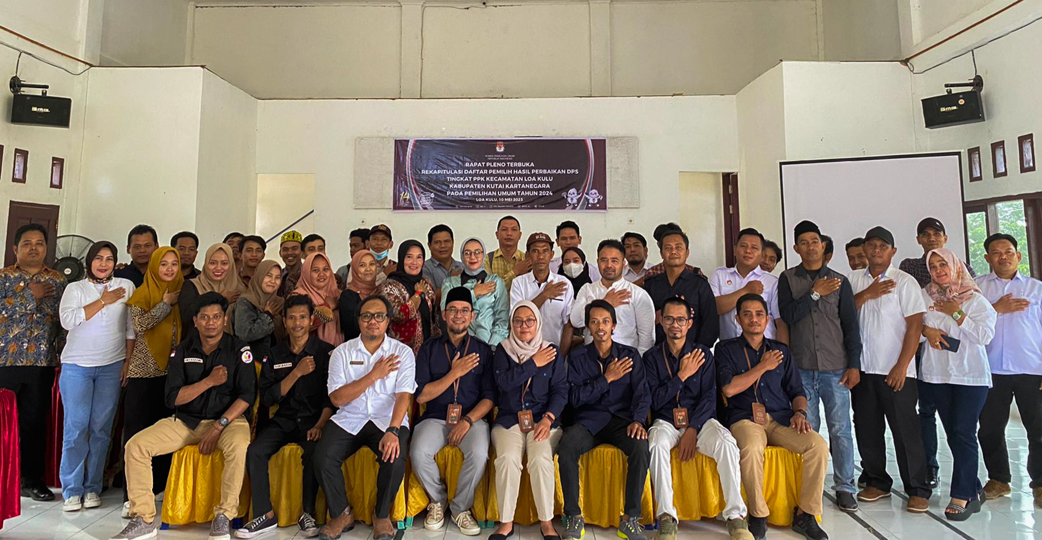Rapat Pleno Terbuka Rekapitulasi Daftar Pemilih Hasil Perbaikan DPS Tingkat PPK Kecamatan Loa Kulu