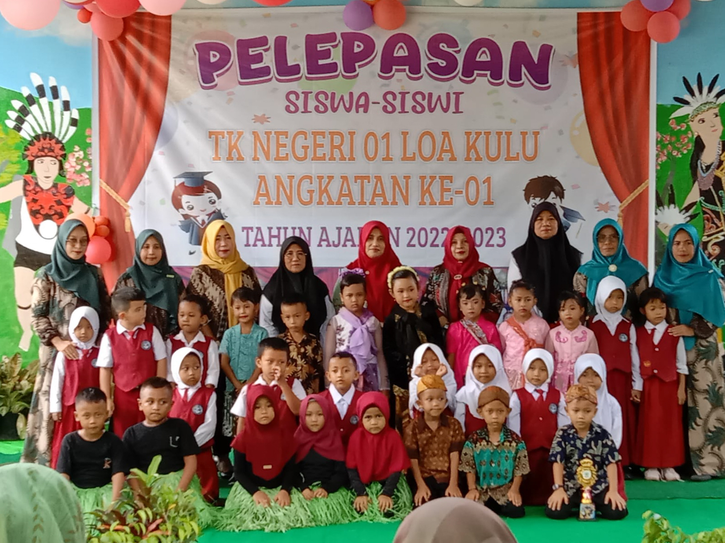 Pelepasan Anak Didik TK. Nuruddiniyah Loa Kulu dan TK. Negeri 01 Loa Kulu