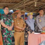 Pembukaan Festival Kampung Seraong Ke-III Desa Jembayan Tengah Kecamatan Loa Kulu