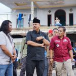 Penyerahan Bantuan Kebakaran Oleh Bupati Kutai Kartanegara Di Dusun Sentuk Desa Sungai Payang Kecamatan Loa Kulu