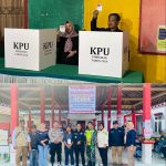 Camat Loa Kulu Gunakan Hak Pilih dan Tinjau Langsung Pelaksanaan Pemilu di Sejumlah TPS di Kecamatan Loa Kulu