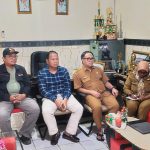 Plt Sekretaris Camat Loa Kulu dan Kasi Trantib Ikuti Zoom Meeting Rakor Kesiapan Distribusi Logistik Jelang PSU Bupati dan Wakil Bupati Kutai Kartanegara