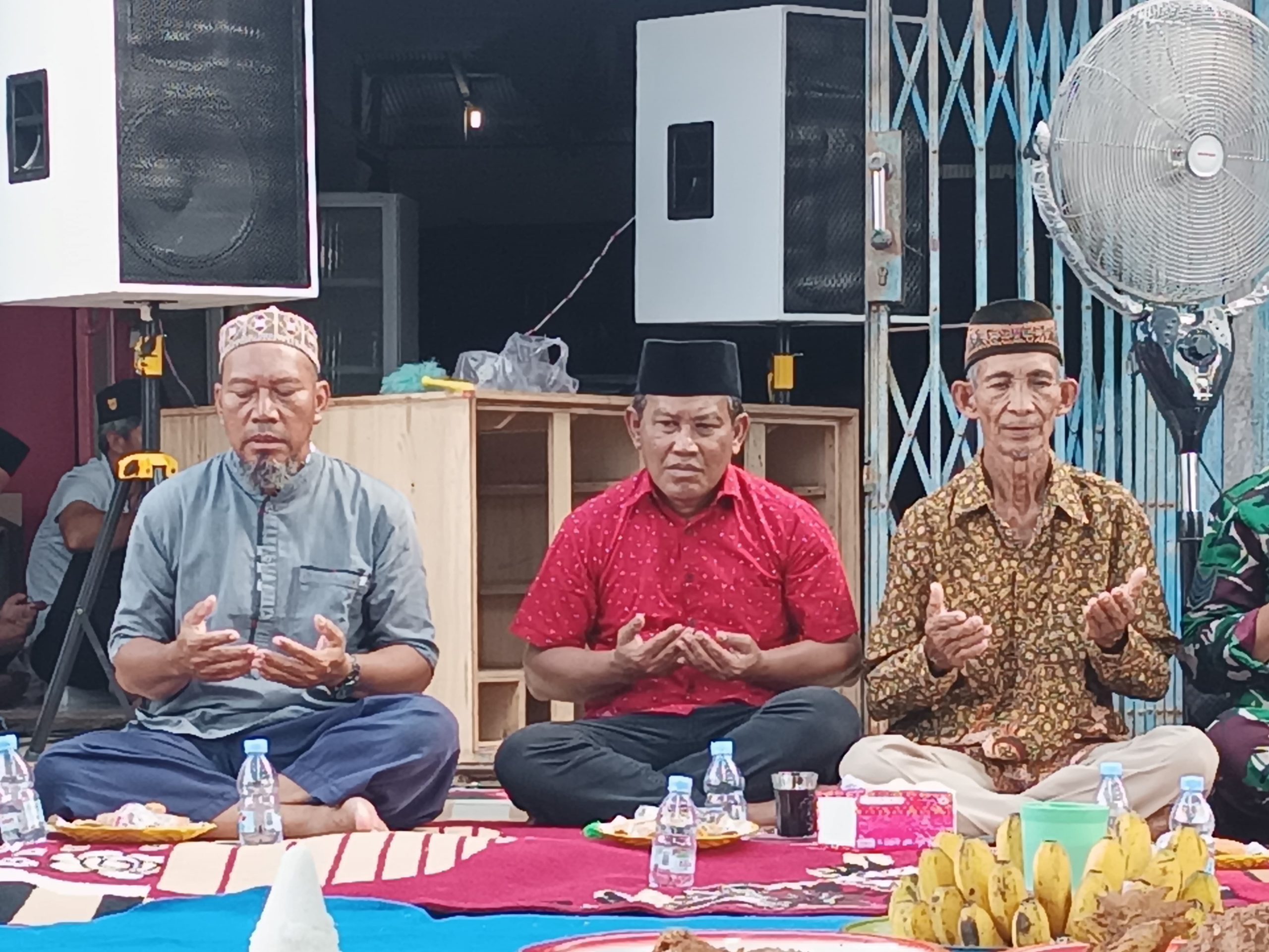 Camat Loa Kulu Hadiri Acara Tolak Bala di Desa Ponoragan