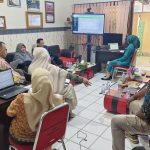 DESK SINKRONISASI DAN VERIFIKASI DATA APLIKASI BECIK DIGELAR DI KANTOR CAMAT LOA KULU