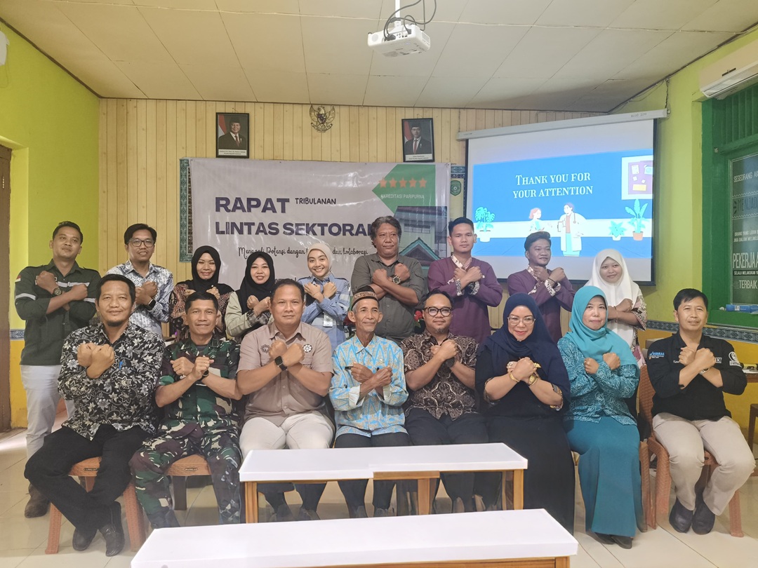 PLT SEKCAM LOA KULU HADIRI RAPAT LINTAS SEKTORAL TRIWULAN II DI AULA PUSKESMAS LOA KULU