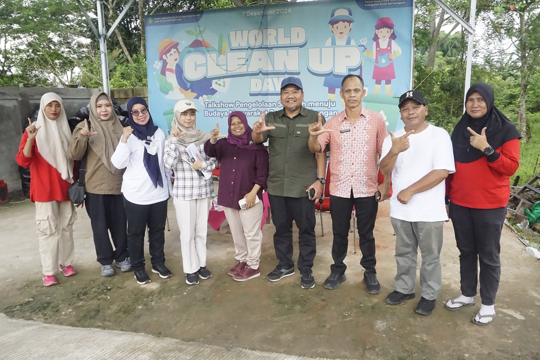 Kunjungan Kementerian Lingkungan Hidup dalam Rangka Penilaian Adipura di TPS3R Kecamatan Loa Kulu
