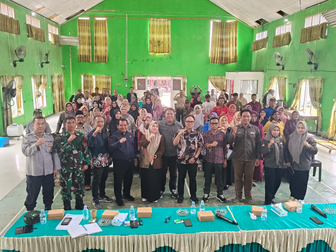 Plt. Sekcam Loa Kulu Hadiri Musrenbang Desa Jembayan