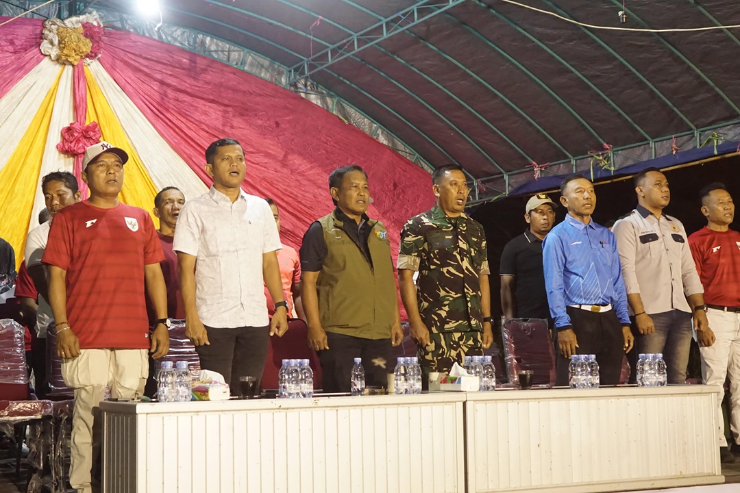 Camat Loa Kulu Buka Open Tournament Voli Desa Loa Kulu Kota Cup III Tahun 2025