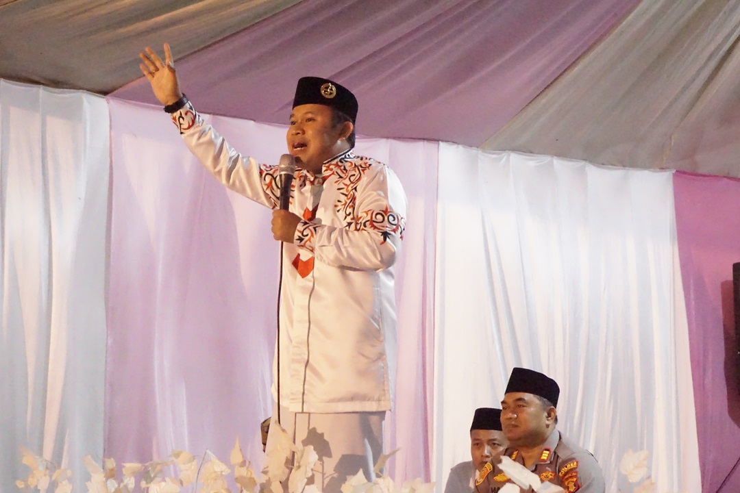 Plt. Sekcam Loa Kulu Hadiri Tabligh Akbar Peringatan Hari Ibu ke-97 dan Sambut Tahun Baru 2026