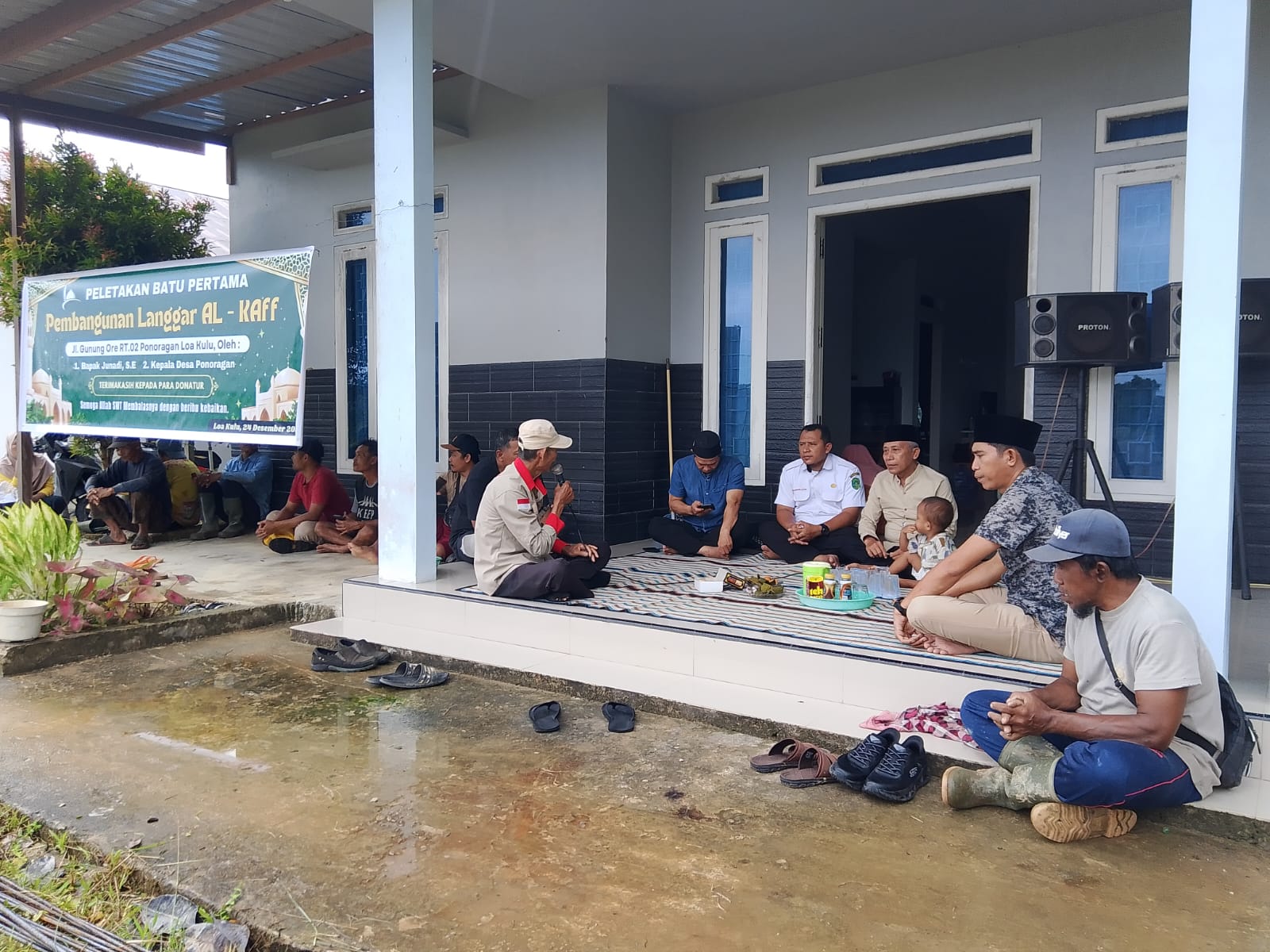 Plt. Kasi PMD Hadiri Peletakan Batu Pertama Pembangunan Musholla Al Kaff di Desa Ponoragan