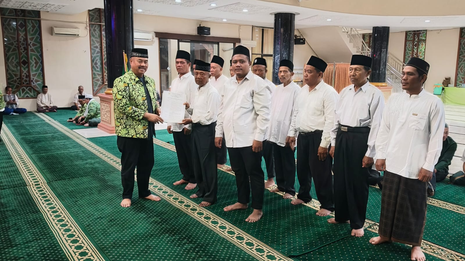 Safari Subuh dan Pelantikan DMI Kecamatan Loa Kulu Digelar di Masjid Al Mizan