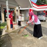 Pemerintah Kecamatan Loa Kulu Gelar Gotong Royong Dukung Gerakan Indonesia ASRI dan Sambut Ramadhan 1447 H