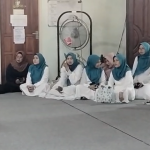 Kasi Kessos Kecamatan Loa Kulu Hadiri Khataman Al-Qur’an dan Buka Puasa Bersama di Desa Loa Kulu Kota