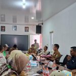 Kasi PMD Kecamatan Loa Kulu Hadiri Musdes BUMDes Loh Sumber Bahas LPJ Tahun 2025