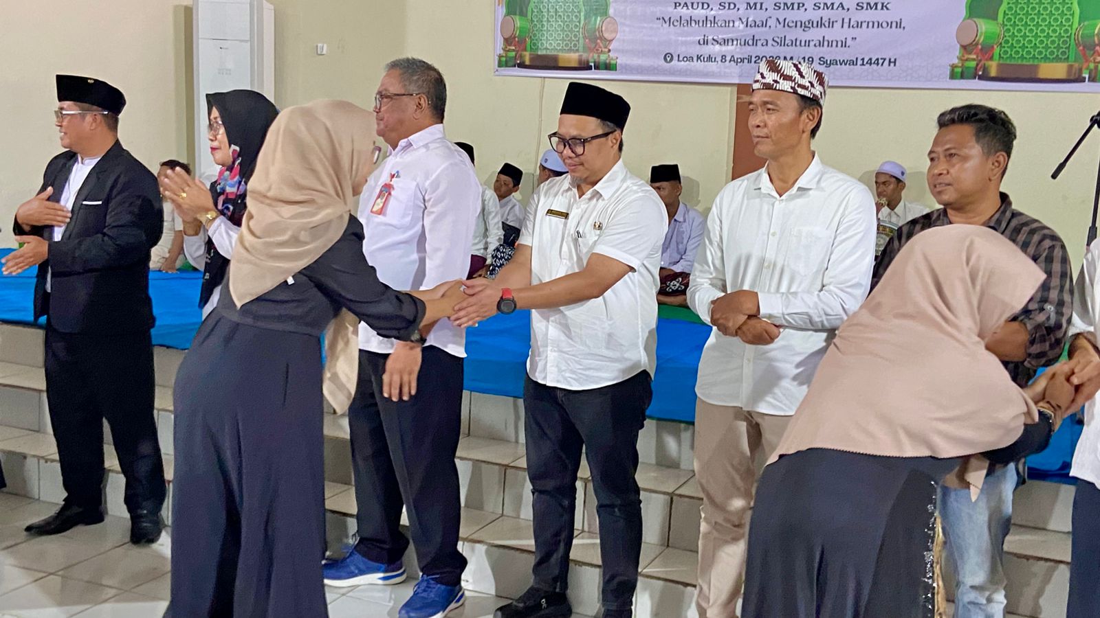 Sekcam Loa Kulu Hadiri Silaturahmi Elemen Pendidikan Desa Jonggon dan Halal Bihalal di Margahayu