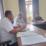 Kasi Pemerintahan Kecamatan Loa Kulu Hadiri Rapat Mediasi di Desa Jembayan