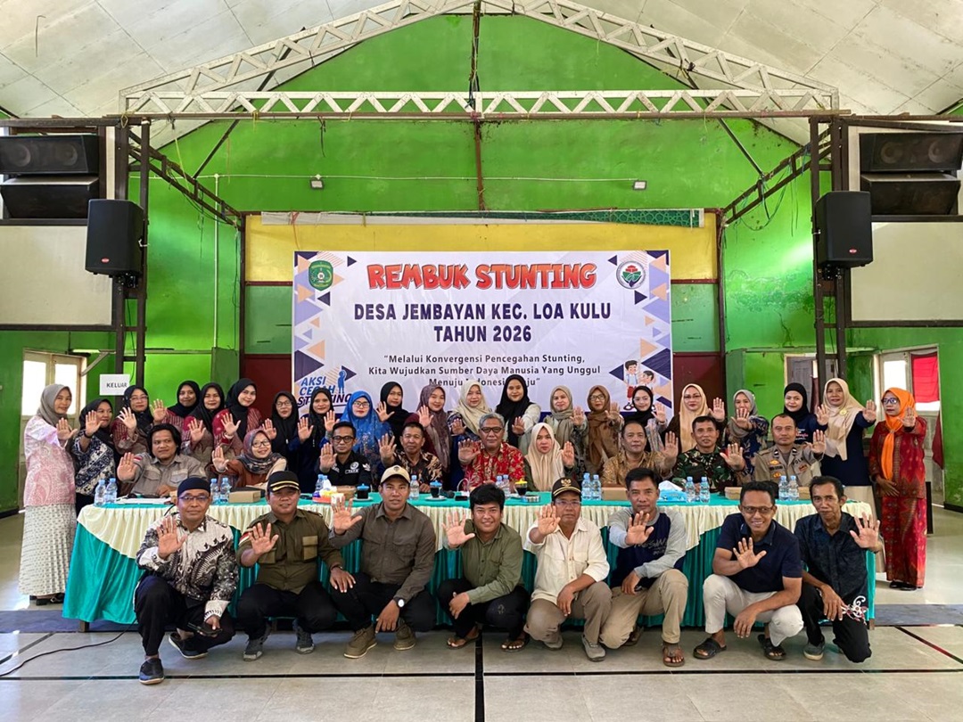 Kasi Kessos Kecamatan Loa Kulu Hadiri Kegiatan Rembug Stunting di Desa Jembayan