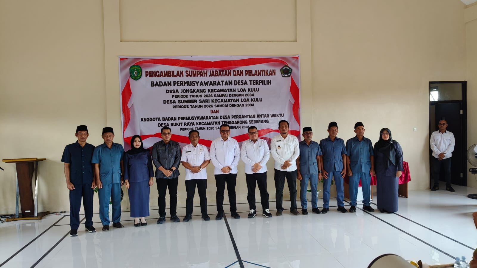 Camat Loa Kulu Dampingi Bupati Kukar Hadiri Pelantikan Anggota BPD Terpilih dan PAW, Perkuat Peran Lembaga Desa dalam Pembangunan