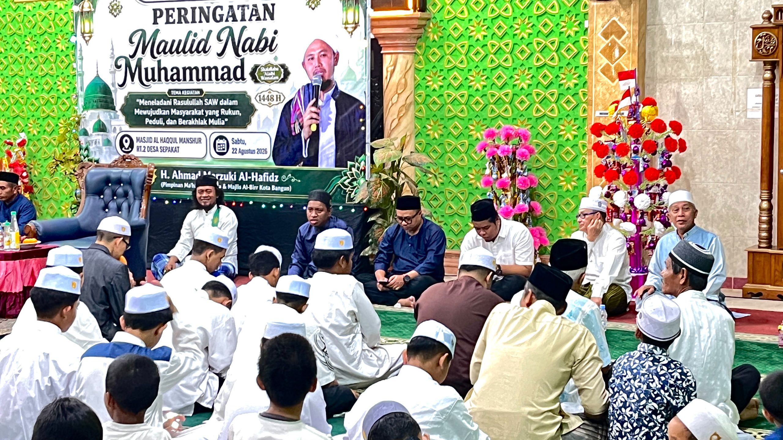 Sekcam Loa Kulu Hadiri Peringatan Maulid Nabi Muhammad SAW di Masjid Al Haqqul Masnyur Desa Sepakat