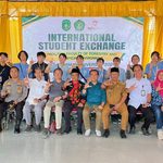 Mahasiswa Jepang Kenal Potensi UMKM Desa Loh Sumber Melalui Program International Exchange Student